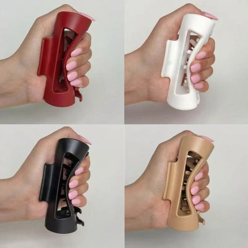 Silicone hair clip for ladies, shark clip accessory, soft and shockproof, protecting the back of the head, hair clip decoration
