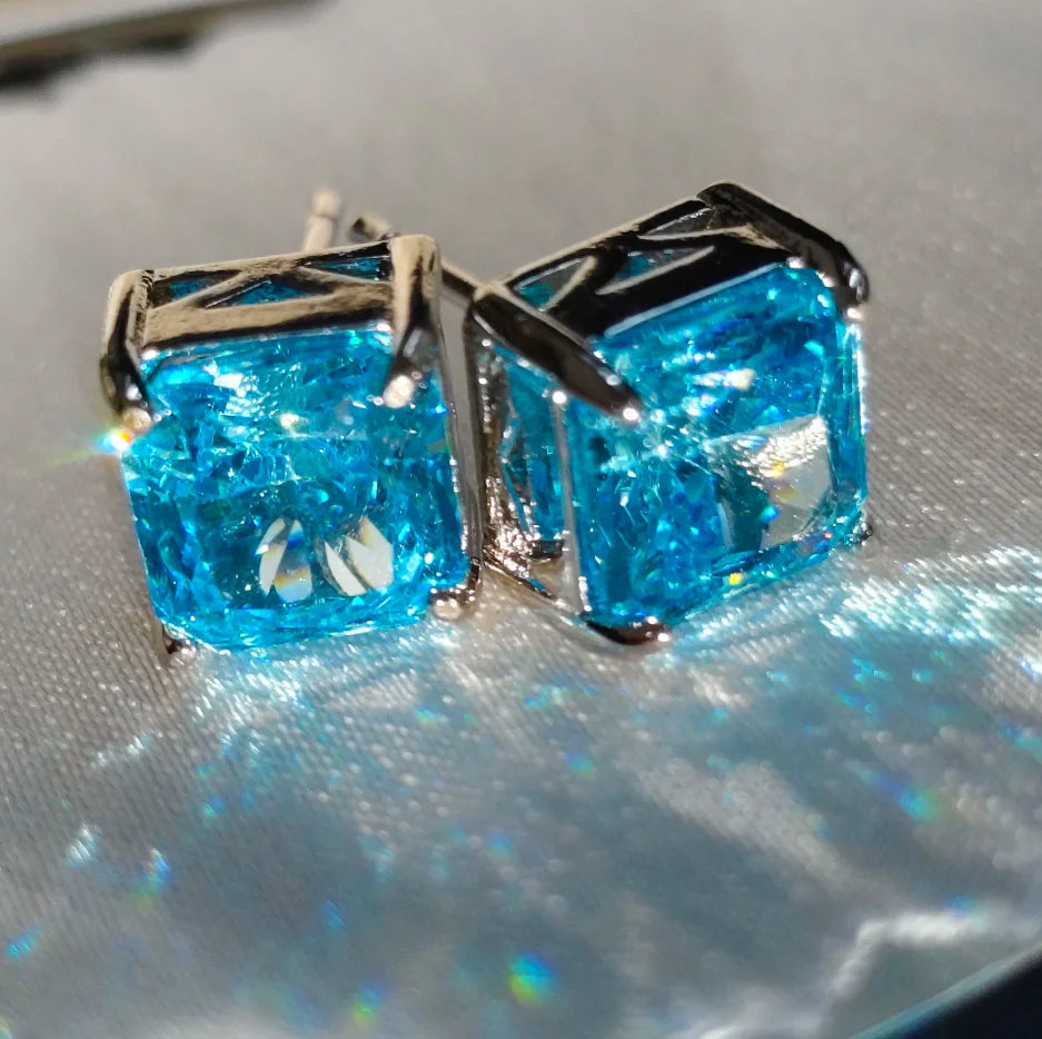 High Carbon Diamond Square 925 Sterling Silver Stud Earrings Premium Color Ice Flower Cu detail view