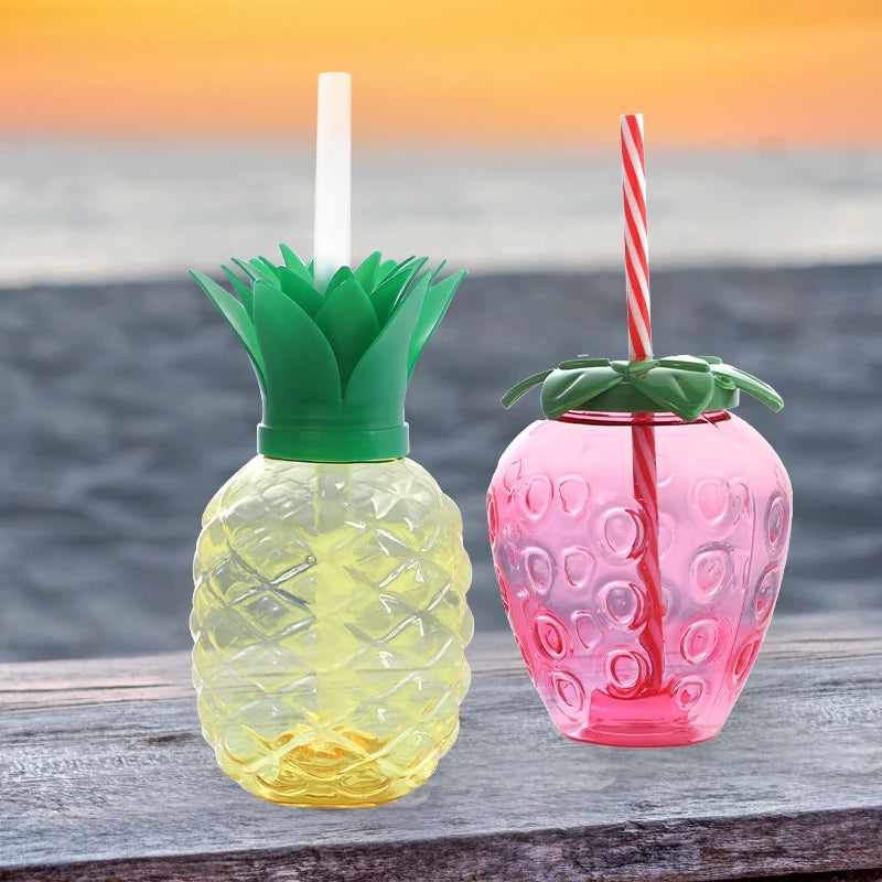 Strawberries, Pineapple Shaped Straw Beverage Plastic Transparent Juice Cups,photogra lifestyle view