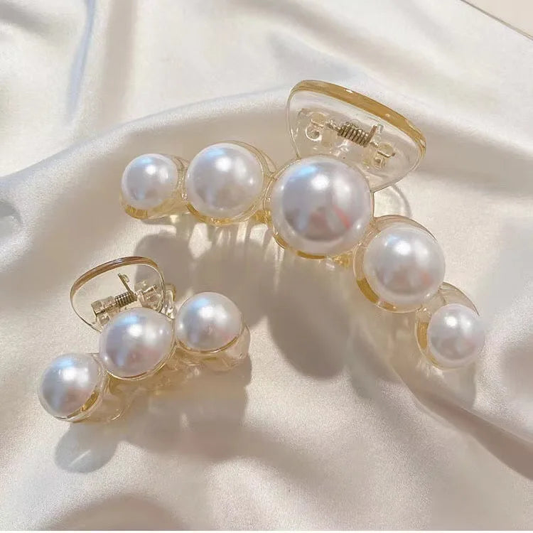 Simulated Pearl Hair Claws for Women Korean Acrylic Hair Clips Girls Large Size Barrette detail view