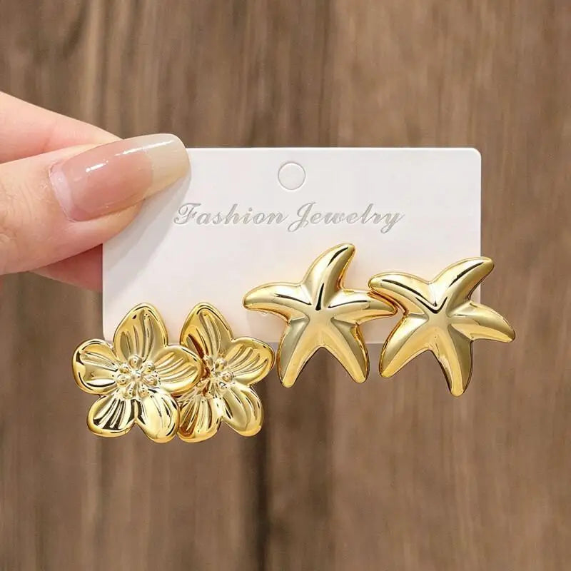 2/3/8 Pairs Golden Bohemian Earring Set, Elegant Stylish Statement Earrings with Flower, detail view