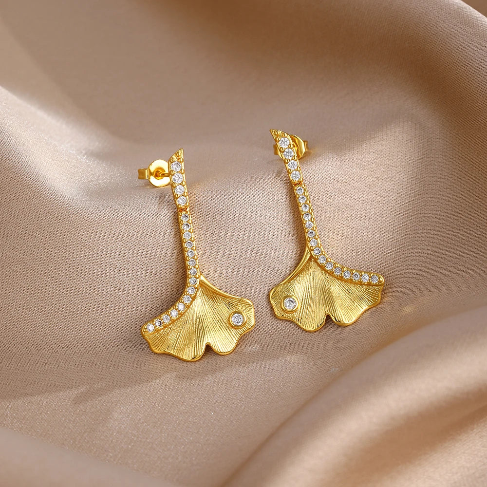 2026 New Fashion Hoop Earrings Set for Women | Ginkgo Leaf Enamel Flower Stud, Cute Crow detail view