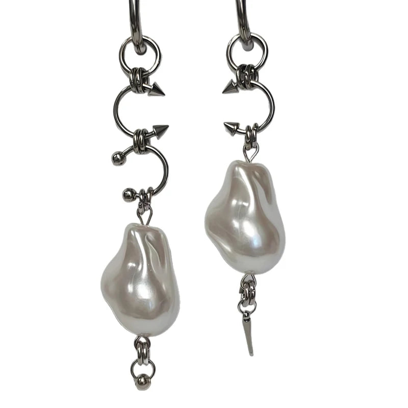 Korean Fashion Irregular Pearl Rivet Earrings for Female Punk Charm Aesthetic Geometric Earrings Got