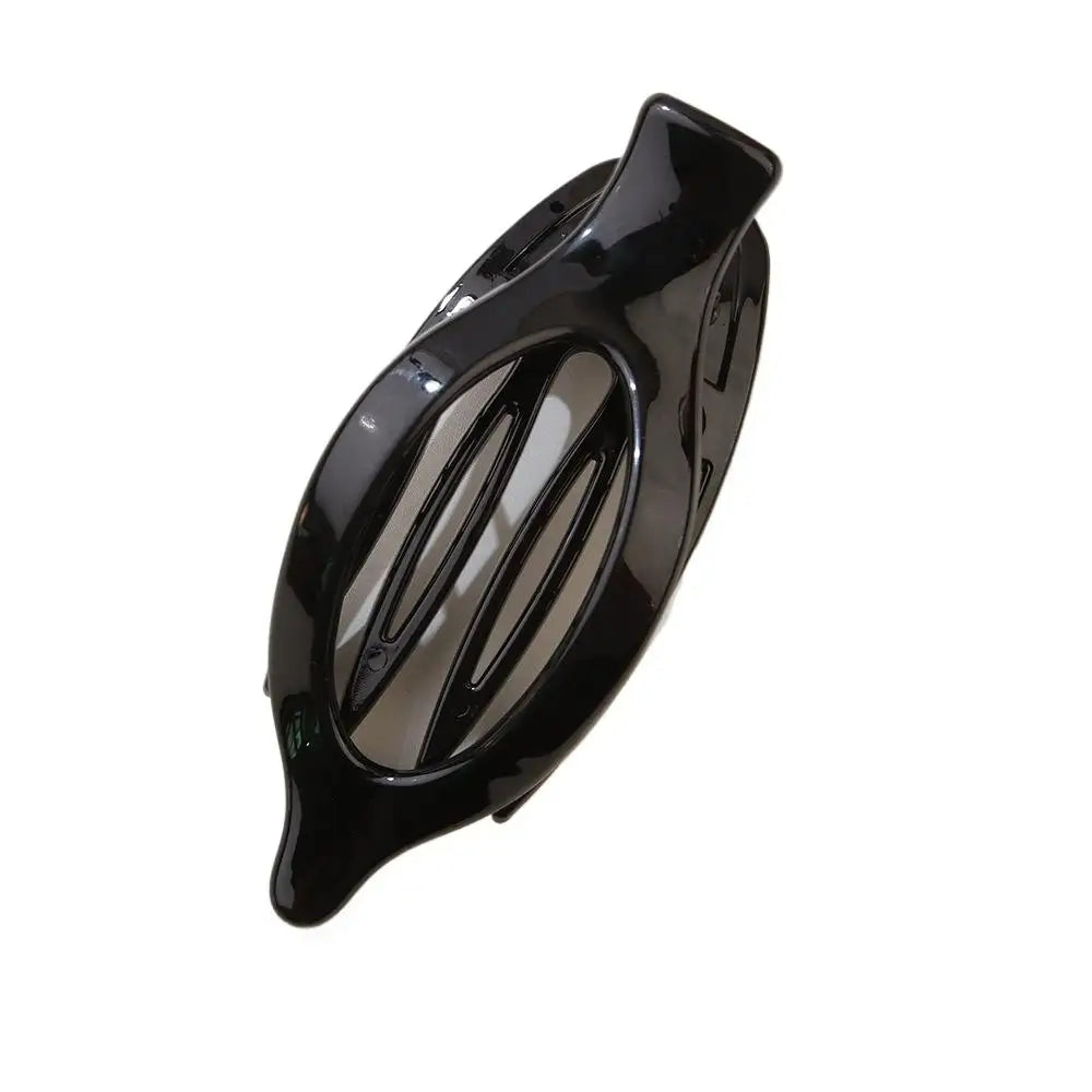 Grote Plastic Haarklauw Clip Matte Kleur Haarklemmen Grip Holte Ovale Geometrische Ba lifestyle view