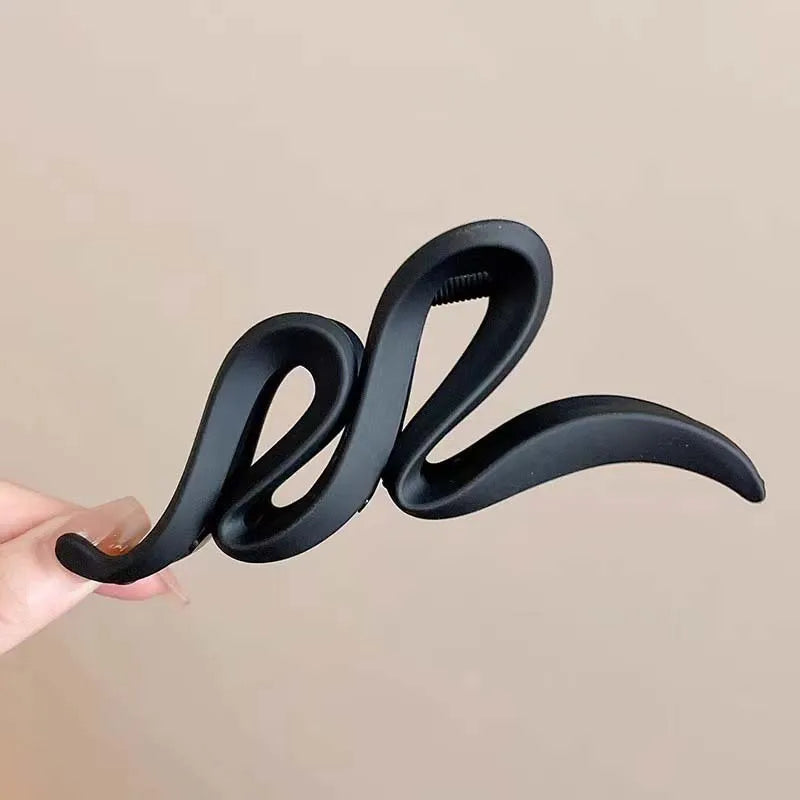 13cm Acrylic Hair Clips For Women Hairpin Matte Wave Hair Claw Clip Hair Accessories Girls Headwear 4 Colors New