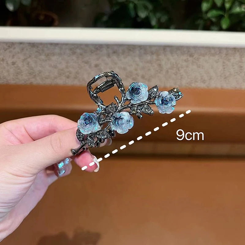 New Female Flower Hair Claw Grab Clip Retro Ponytail Braid Crab Metal Grab Clip Fashion Sweet Girl Hair Card Hair Accessories