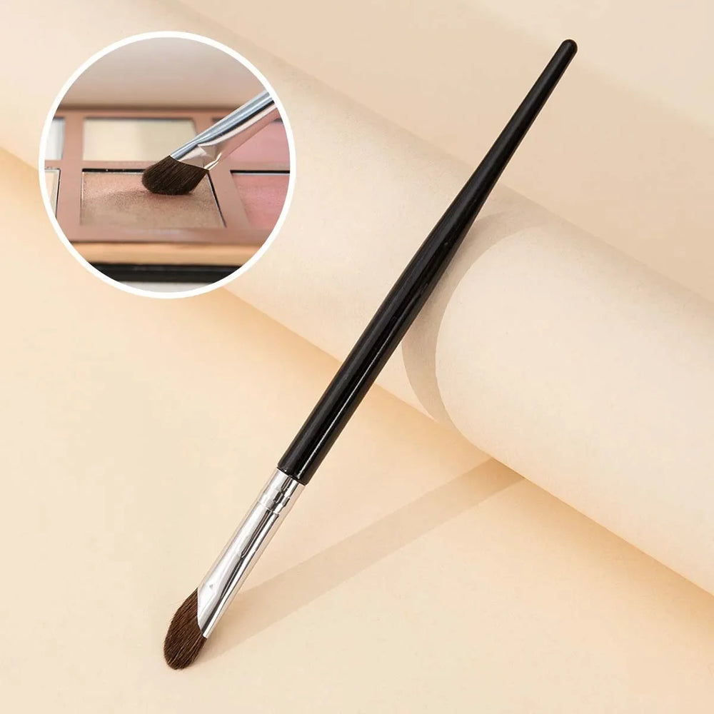 Facial Contour Makeup Brush Soft head blush Highlight Korean cosmetics female facial alternate view