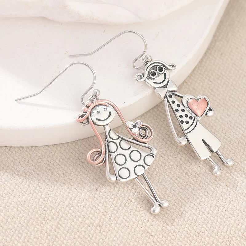 Creative Fashion Boy and Girl Pattern Dangle Earrings Women Vintage Silvery Plated Festival Pendant Earrings Jewelry Accessories