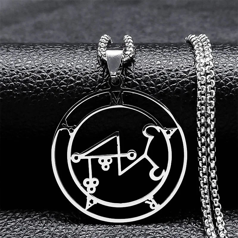 Astaroth Sigil Goetia Stainless Steel Necklace Solomon Demon Seal Satan Sigil satanique detail view