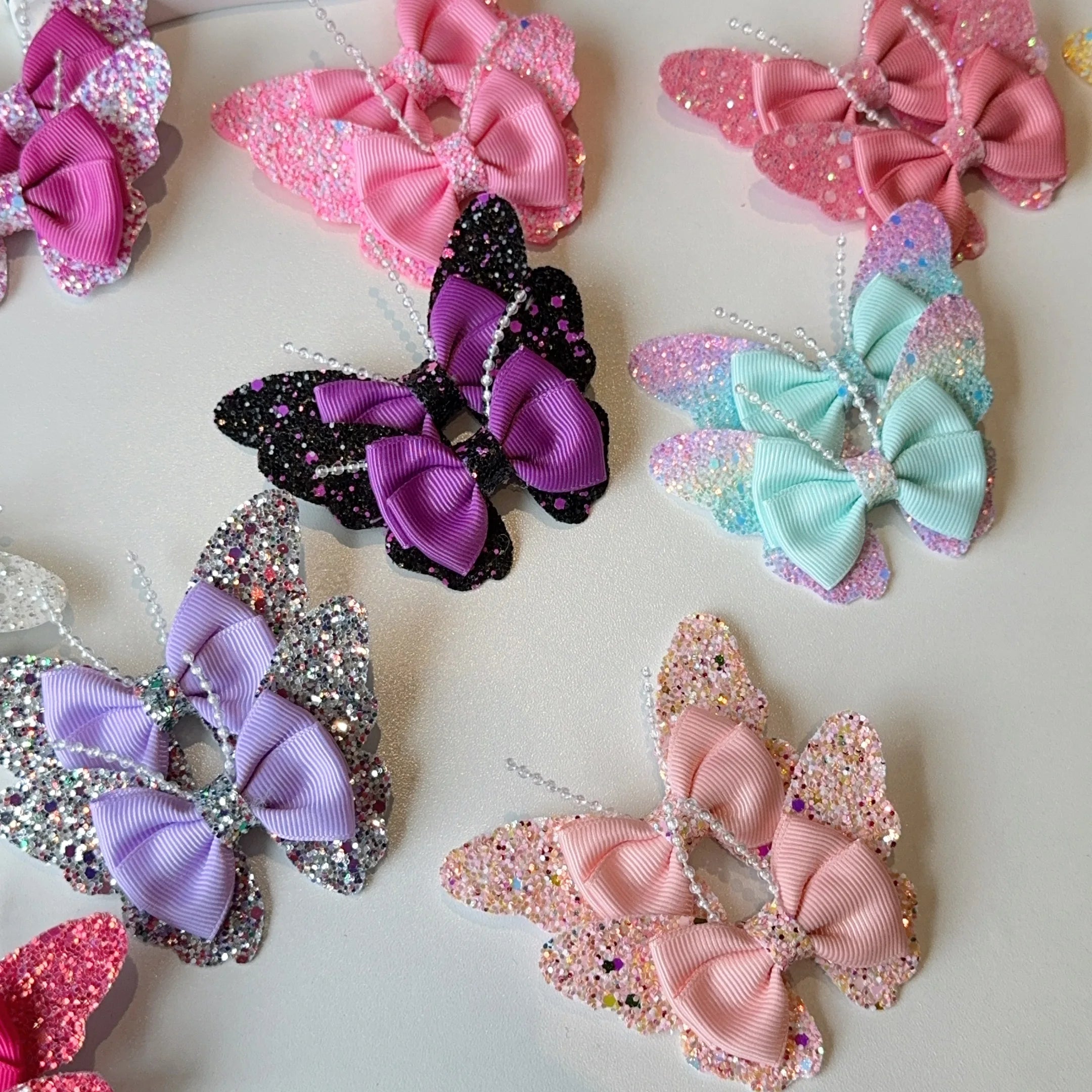 2 Pcs Fashion Rainbow Butterfly Hair Accessories Hair Clips Girls Sequin Hairpins Childr detail view