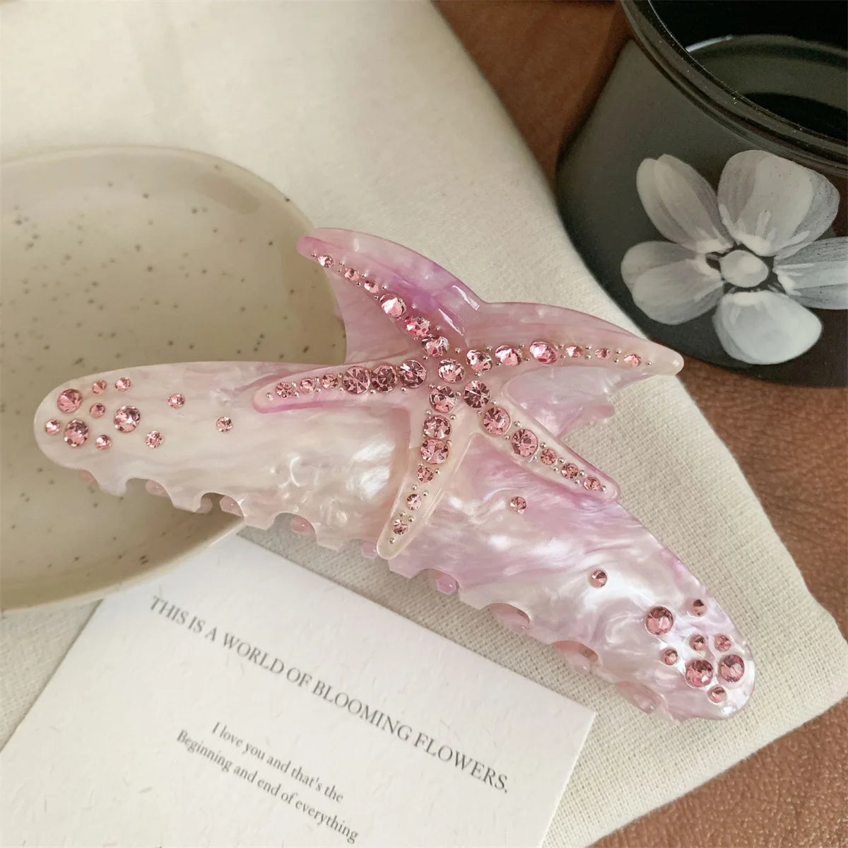1 diamond-encrusted starfish hair grab super large shark clip three-dimensional acetic acid color hair grab clip