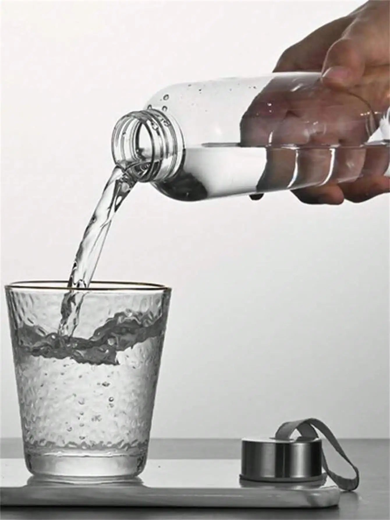 1 PC 600ML Transparent Water Bottle with Carrying Strap, Daily Direct Drinking Cup additional angle