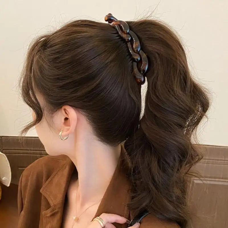 2Pcs Leopard Print Acrylic Retro Twisted Banana Shark Clips Ponytail Hair Accessories For Women