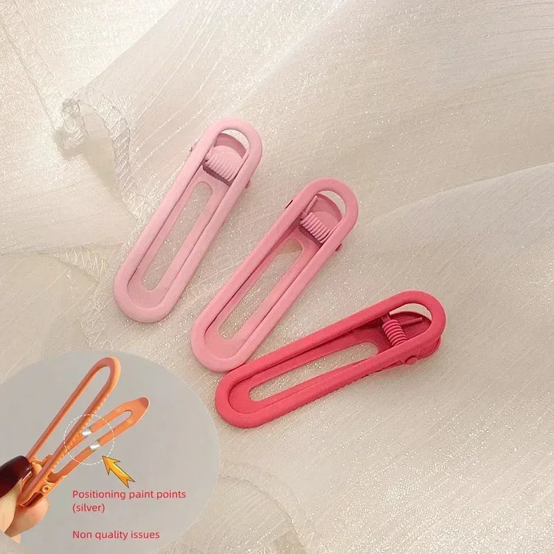 Women 2/3/4pcs Korean Fashion Gold White Pink Glitter Hair Pin Acetate Make Up Hair C lifestyle view