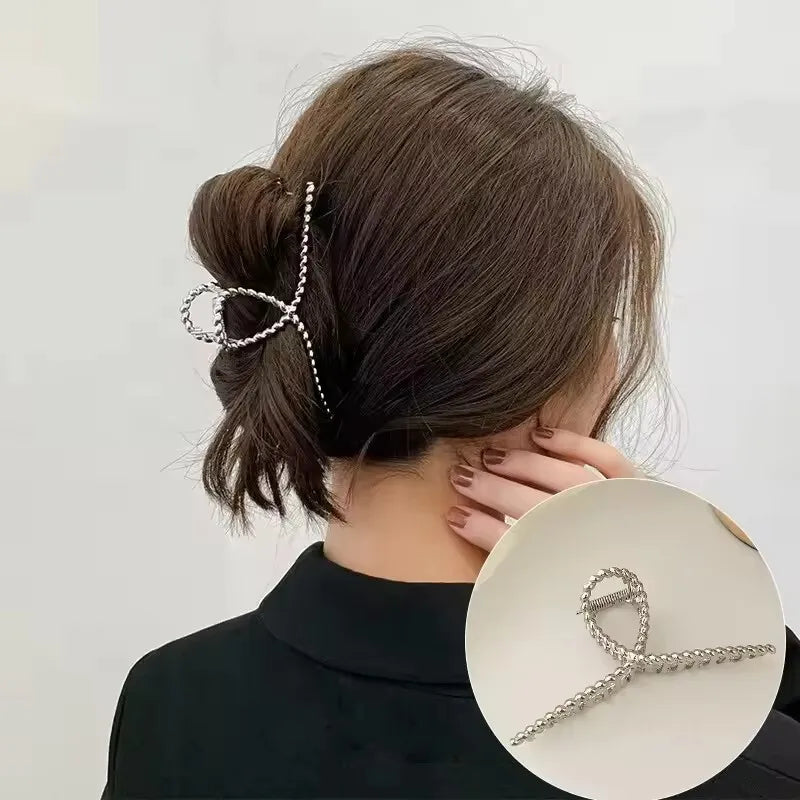 Metal Hair Clip Fashion Barrettes Korean Geometric Black Bow knot Hair Claw for Women Thick Thin Accessories Bath Crab Clamp