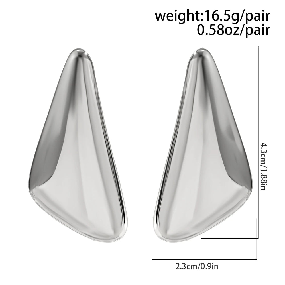 Ingemark Vintage Smooth Metal Triangle Stud Earrings Women Trend Goth Geometric Piercing detail view
