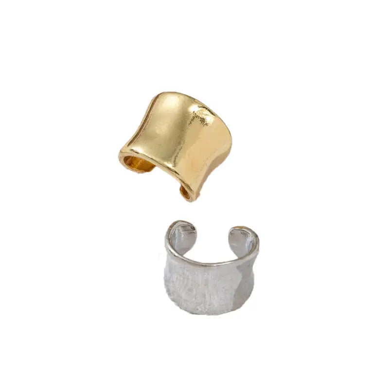 Simple Metal Frosted Ear Clips for Women Fake Piercing Irregular Wide C Shape Cartila lifestyle view