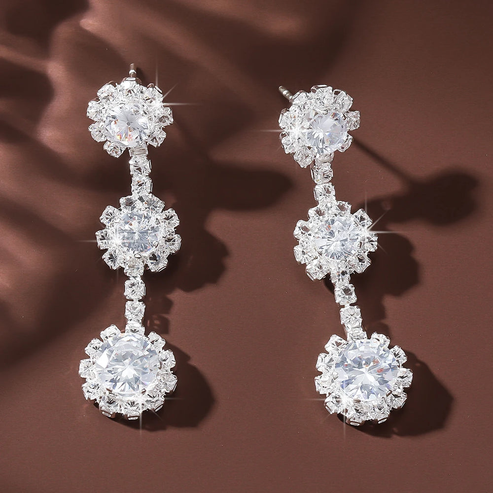 2PC Women's Fashion Trend DIY Pearl Petal Ball Earrings Outdoor Travel Carnival Banquet detail view