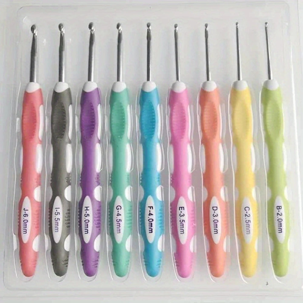 1pc/9pcs Sewing & Knitting Supplies Ergonomic Crochet Hook Set Crochet Needles Knitti lifestyle view