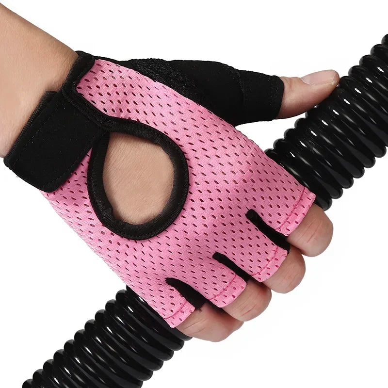 Fingerless Gym Gloves | Breathable Weightlifting Gloves with Gel Pads for Men and Women detail view