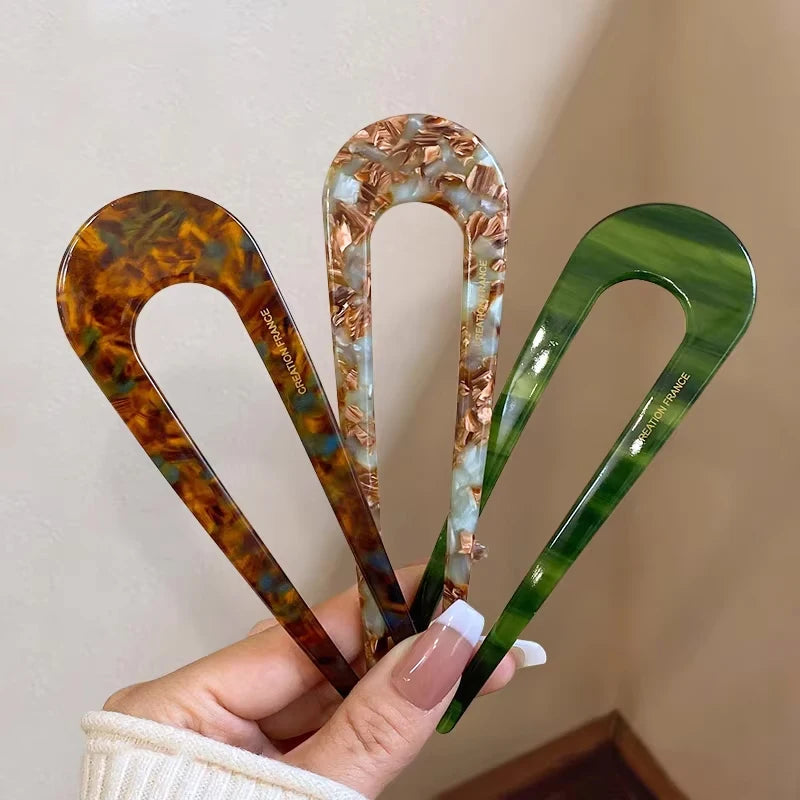 1/2/3/5pcs U-shaped Acrylic Hairpin for Women Elegant Temperament Ponytail Hair Clip lifestyle view
