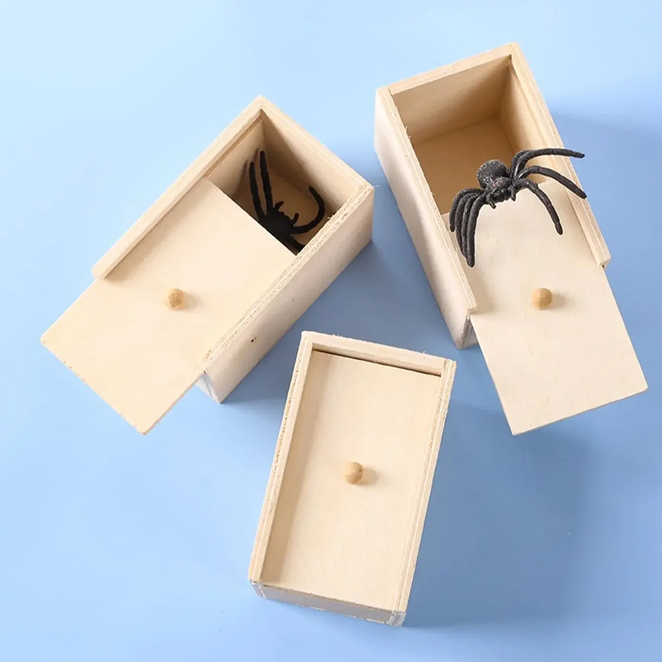 1PC-Wooden Prank Trick Practical Joke Home Office Scare Toy Box Gag Spider Parents Frien detail view