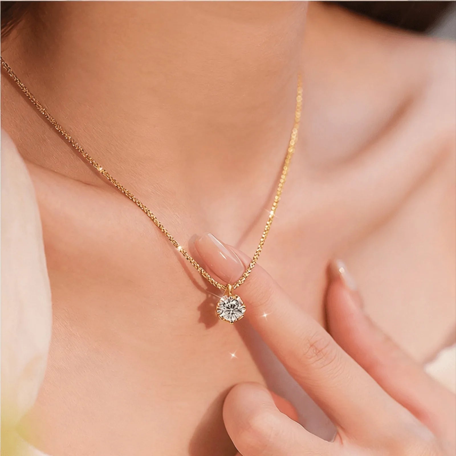 [Shining Protagonist] Synthetic Zirconia Necklace for Women | 316 Stainless Steel C additional angle