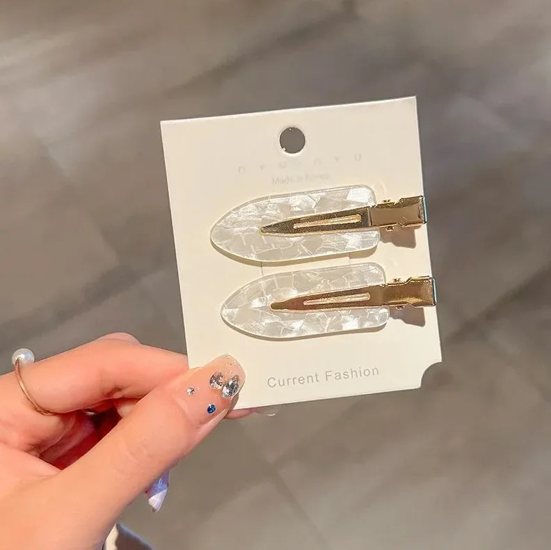New 2/3/4pcs Korean Fashion Gold White Glitter Hair Pin Acetate Make Up Hair Clips Hea close-up view