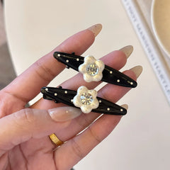 Sweet Polka Dot Pearl Flower Clip Womens Bangs Clip Elegant Fashion Korean Style Duckbill Hair Rhinestone Accessory Pair Set