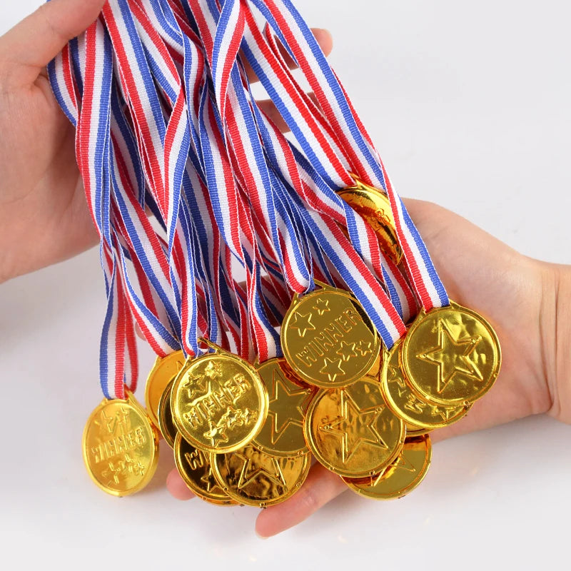 10/20Pcs Plastic Gold Winner Award Medals Kids Birthday Party Favors Sports Game Priz alternate view