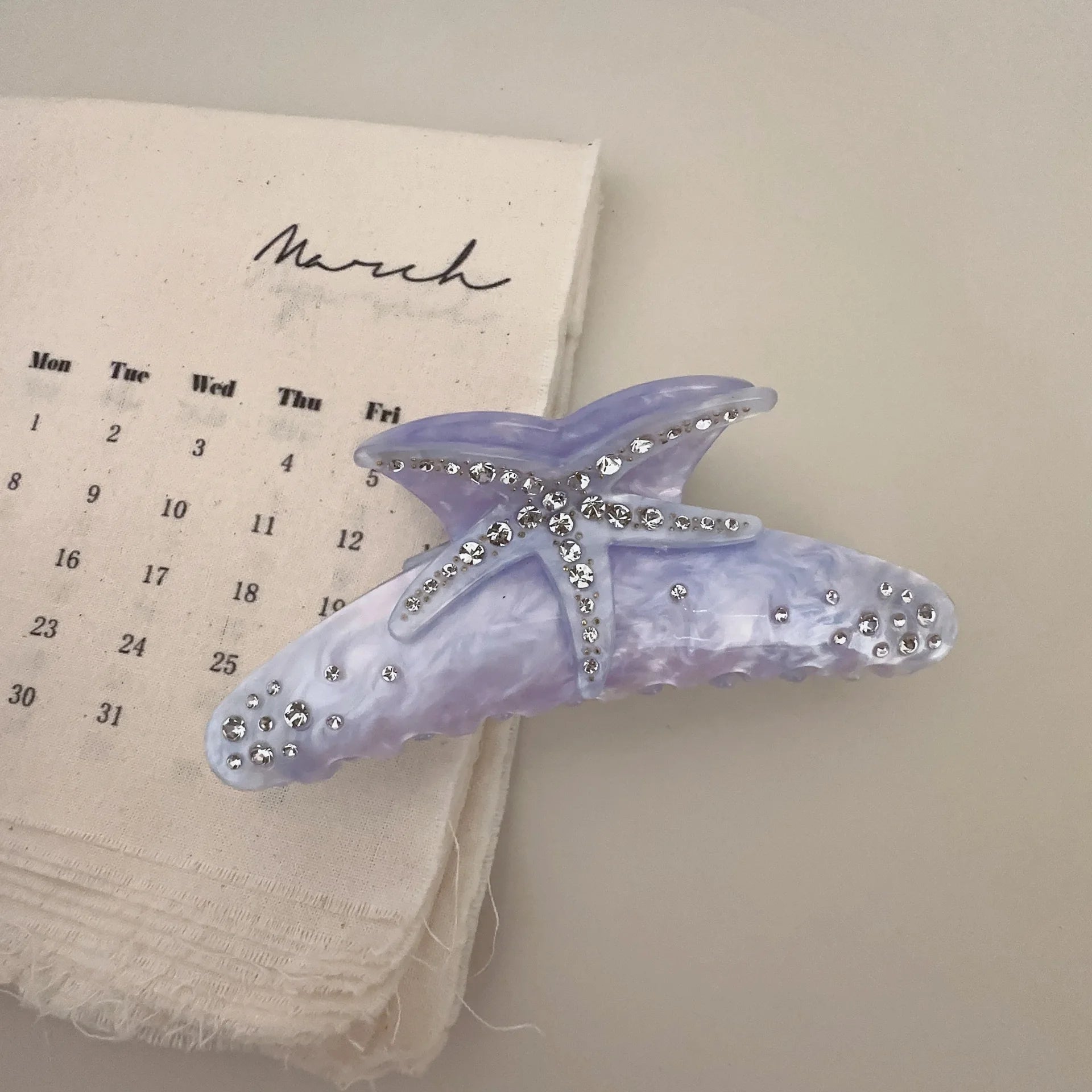 1 diamond-encrusted starfish hair grab super large shark clip three-dimensional acetic acid color hair grab clip