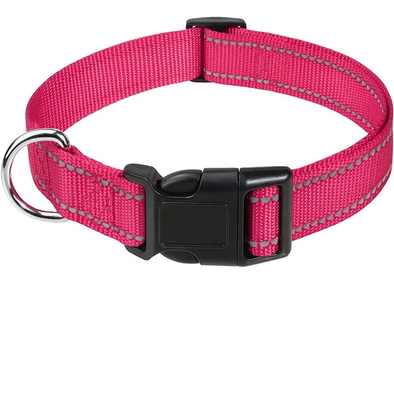 Choker Small Dog Collar Puppy Neck Collars for Dogs Big Decorative Dog Collar GXQ07 close-up view