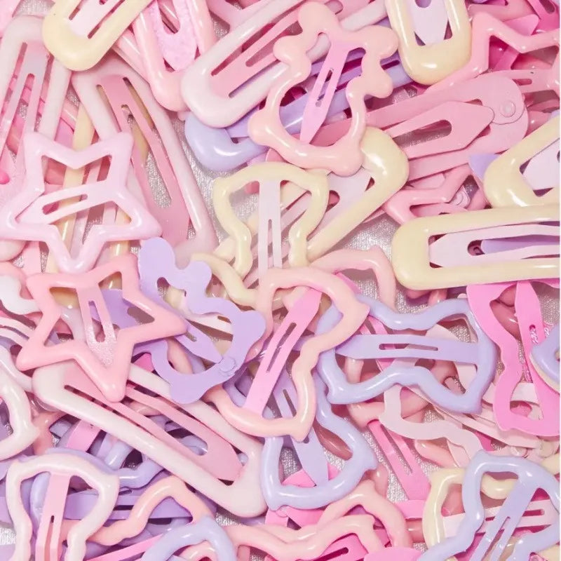 10/20/30pcs Mixed Pack of Light Pink Heart-Shaped and Bow-Shaped Hair Clips | Suitabl lifestyle view