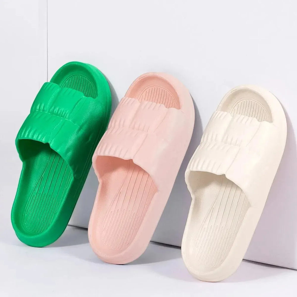 Women Soft Sole Cloud Slippers Thick Platform Indoor Outdoor Beach Sandals Summer EVA Non Slip Flip