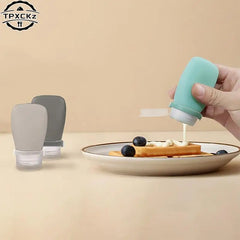 30ml Condiment Squeeze Bottle Silicone Salad Dressing Container Tomato Sauce Seasoning close-up view
