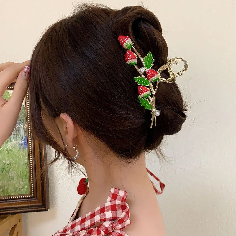 New Sweet Flower Durian Hair Claw Clip Ponytail Grab Hair Clips Shark Clip Woman Hairpin detail view