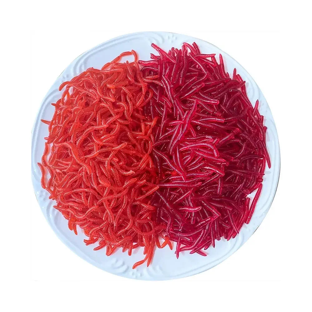 100pcs/Bottle Realistic Tackle Soft Lure Bass Bream Bloodworm Fishing Lure Earthworm alternate view
