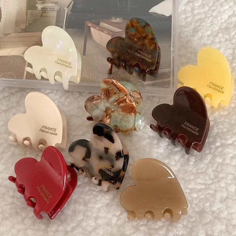 3.5cm Small Heart Shaped Hair Claw, Cute Acetate Mini Hair Crab Clips Fashion Hair Accessories for Women Girls Daily Use