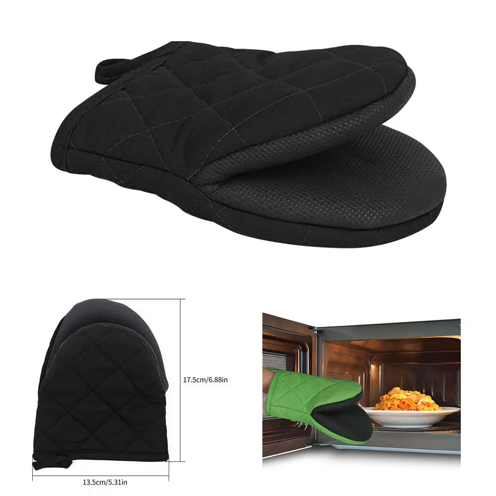 Non Slip Heat Proof Oven Glove | Polyester Cotton Microwave Protector for Baking and lifestyle view