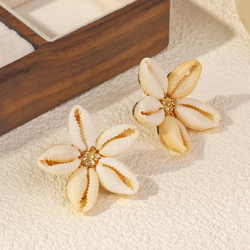 Bohemia Shell Stud Earring for Women Summer Beach Pearl Conch Drop Geometric Earring alternate view
