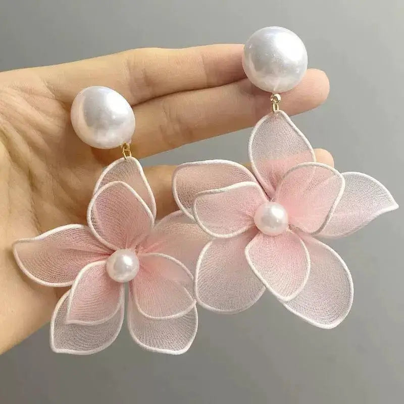 1 Pair Trendy Elegant Ear Accessories Jewelry Temperament Exaggerated Imitation Pearl La detail view
