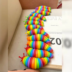 3D Slug Fidget Toy Colorful Slug Snail Toy Articulated Flexible All Ages Relief Anti-Anx detail view