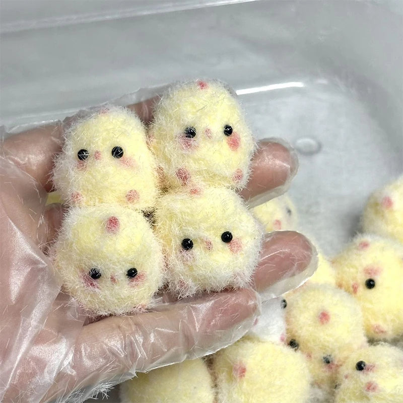 2pcs Miniature Slow Rebound Relief Squeeze Toys Sticky TPR Mini Chick Stress Relief N lifestyle view