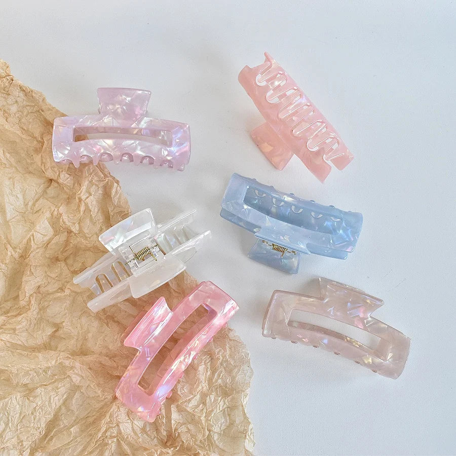1 Set of Women's Acetic Acid Pearl Rectangular Hair Claw Suitable for All Kinds of Ha alternate view