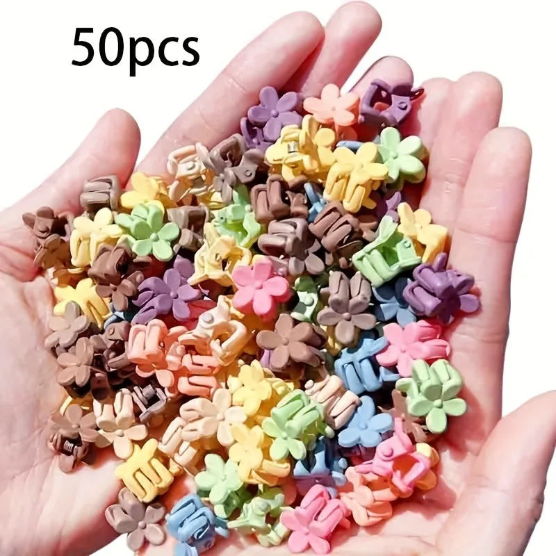 20/30/50 Sets of Mini Hair Clips, Cute Plastic Flower-Shaped Hair Accessories, Pure Colo detail view