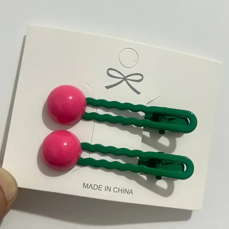2Pcs/Set Simple Hair Clips For Girls Cute Hair Barrettes Baby Hairpins Kids Headwear lifestyle view