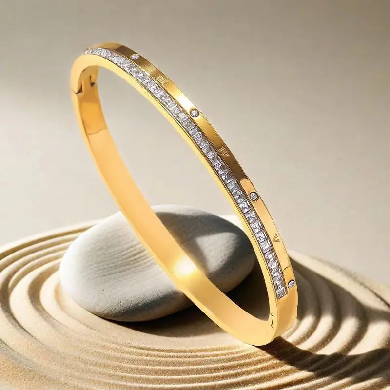 Roman Numerals Bracelet For Women Stainless Steel Jewelry Accessories Luxury Bracelet Wo detail view