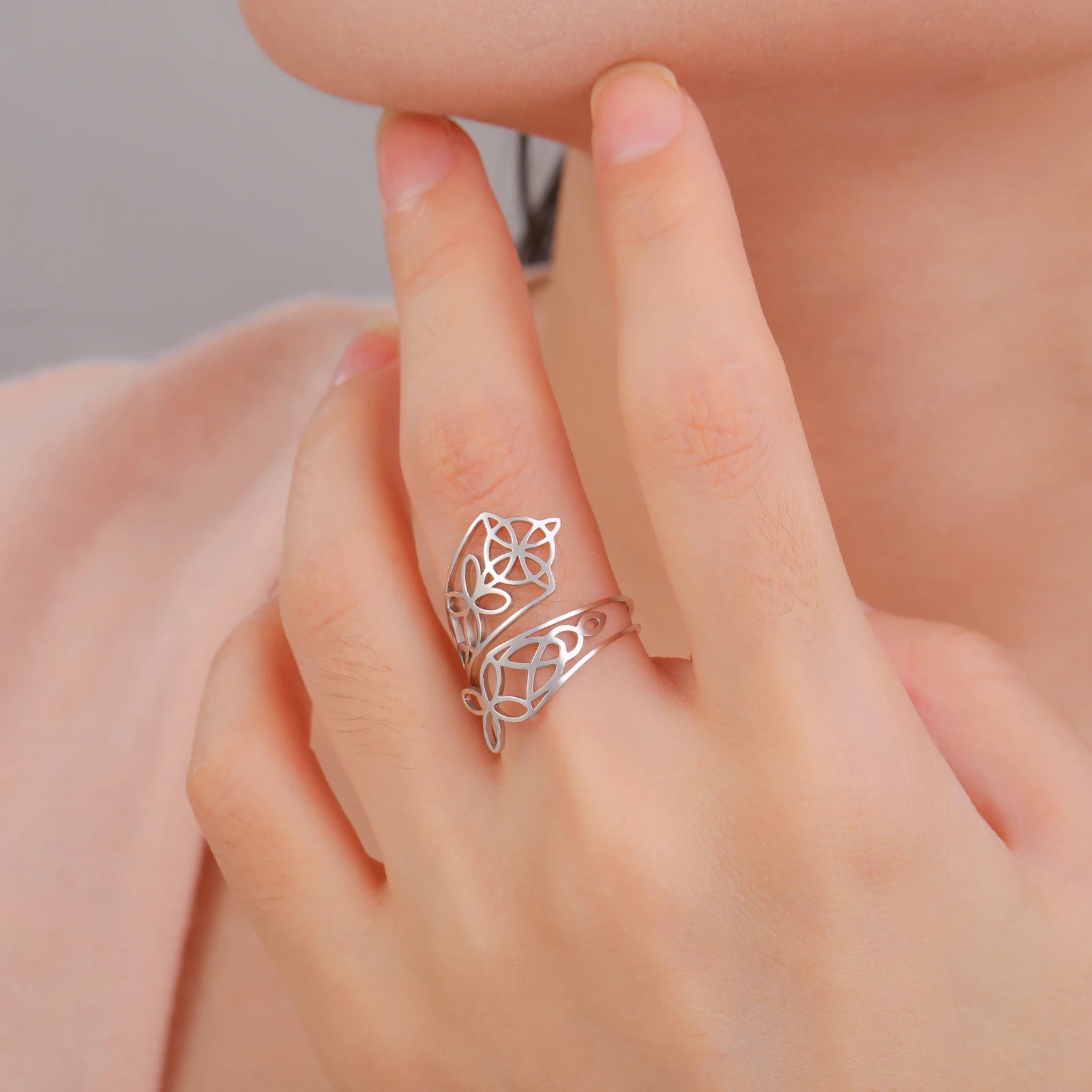 Skyrim Witch Knot Open Rings Women Stainless Steel Gold Color Adjustable Finger Ring Witchcraft Amulet Jewelry Christmas Gift