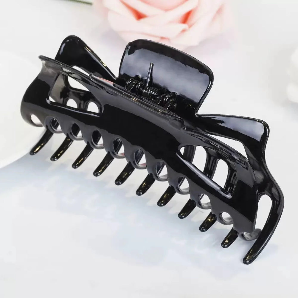 Large Hair Claw Clip for Thick Curly Hair detail view