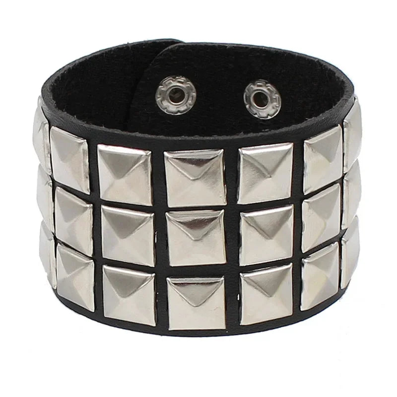 90s Heart Gothic Spike Bracelet Adjustable Punk Rock Bracelet Black Studded Faux Leather Bracelet for Men Women Gift
